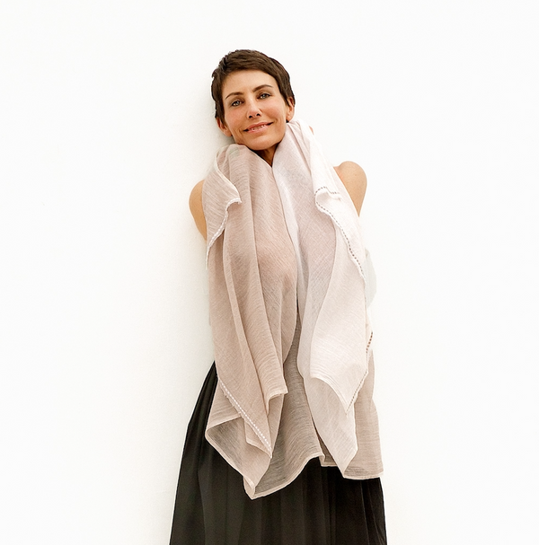 Lightweight Insect Repellent Scarf in Tan and White – Shoo For Good