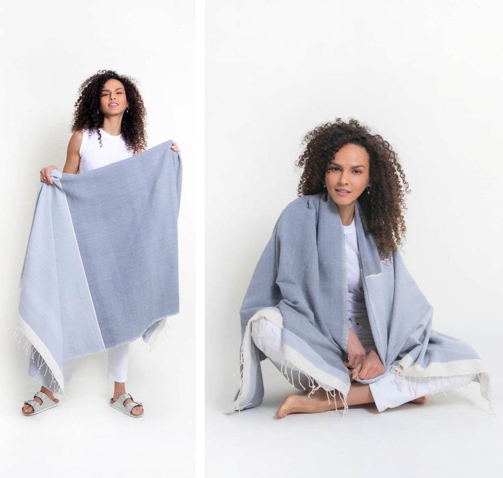 Insect-repellent throw Laurel Shoo for Good Blues